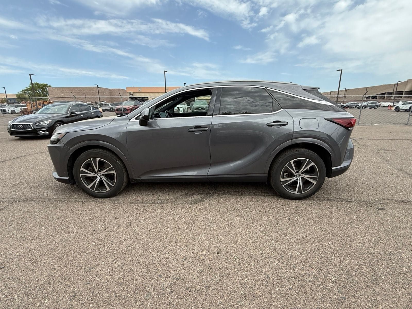 Used 2023 Lexus RX 350 Premium w/ Accessory Package AWD/4WD image 8