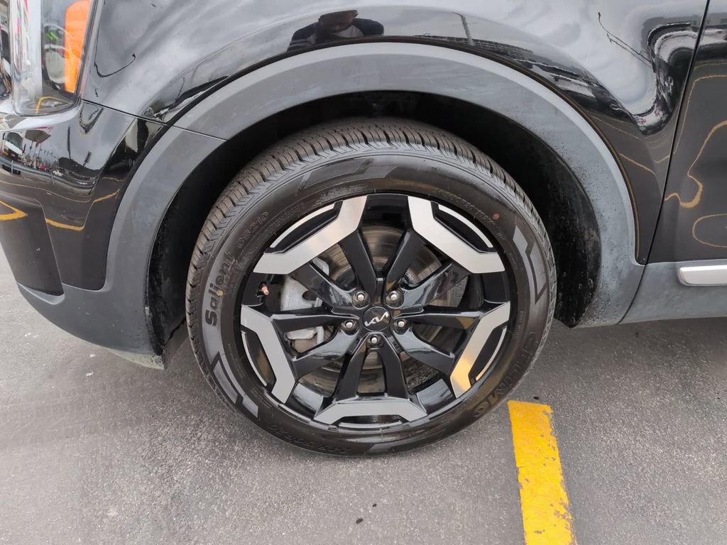 Used 2025 Kia Telluride S AWD/4WD image 12