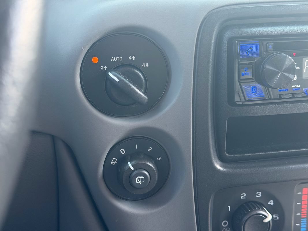 Used 2008 Chevrolet TrailBlazer 4WD image 14