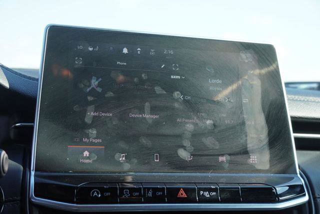 Certified 2023 Jeep Compass Limited image 24