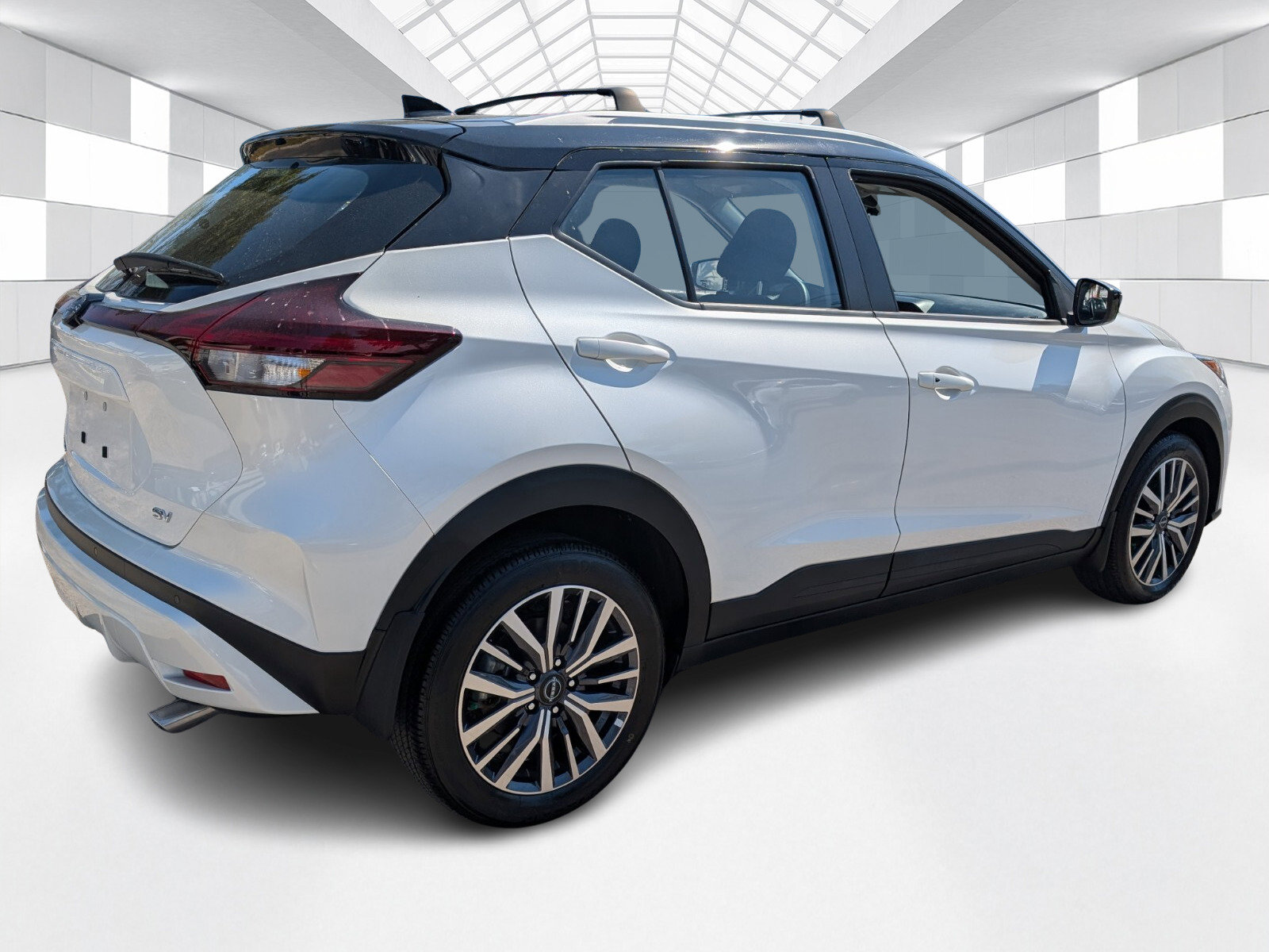 Certified 2024 Nissan Kicks SV w/ Interior Electronics Package image 7