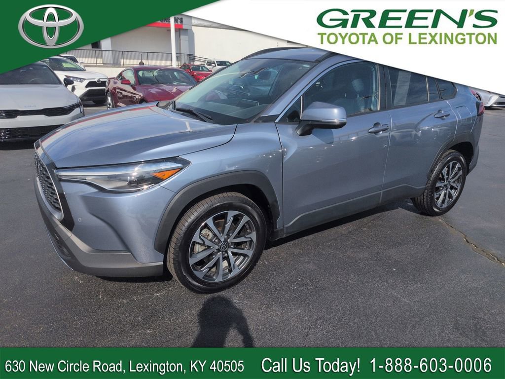 Certified 2024 Toyota Corolla Cross XLE FWD image 1