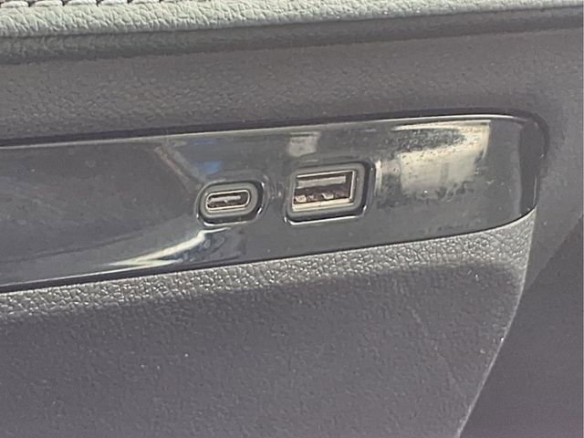 Certified 2025 Buick Enclave Preferred image 10