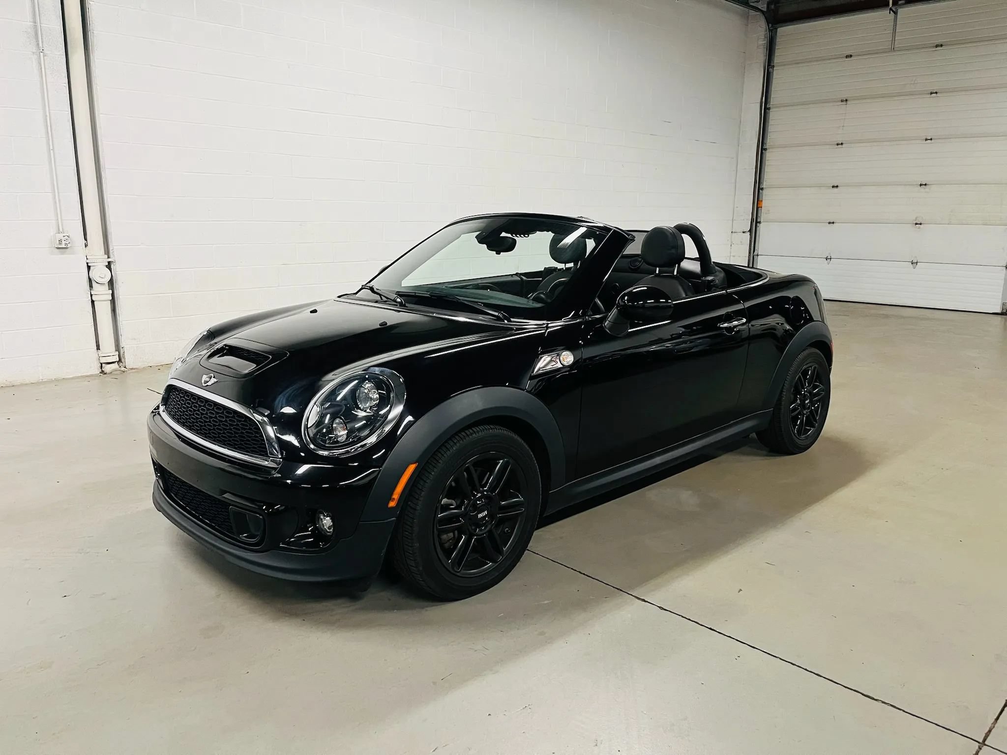 Used 2015 MINI Cooper Roadster S FWD image 2