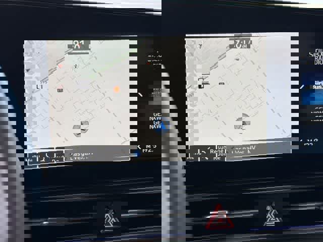 Certified 2025 Hyundai Elantra SEL image 22