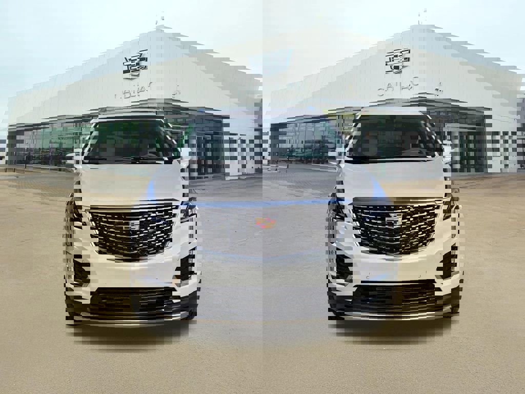 New 2026 Cadillac XT5 Premium Luxury w/ Driver Assist Package image 2