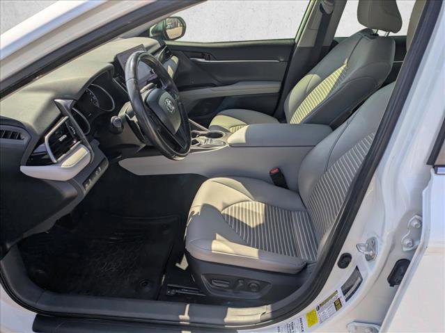 Used 2022 Toyota Camry SE image 13