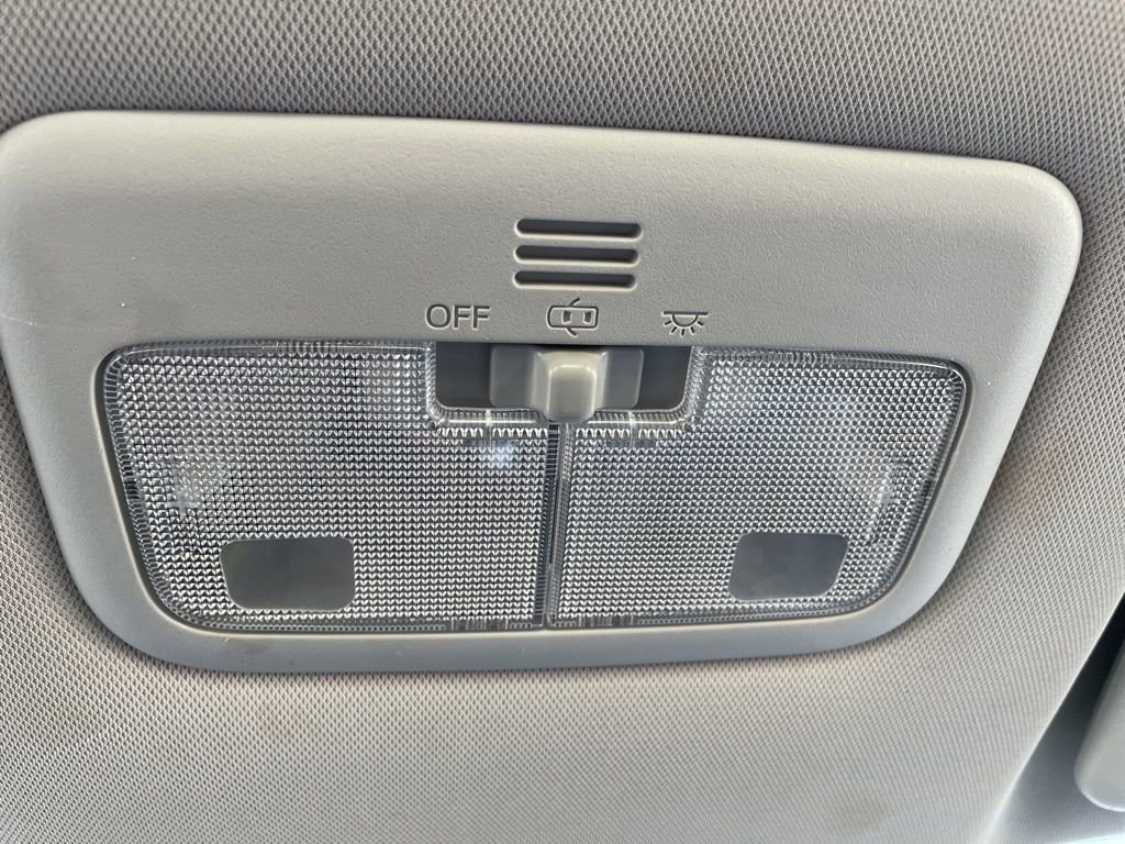 Used 2019 Toyota Corolla LE FWD image 22