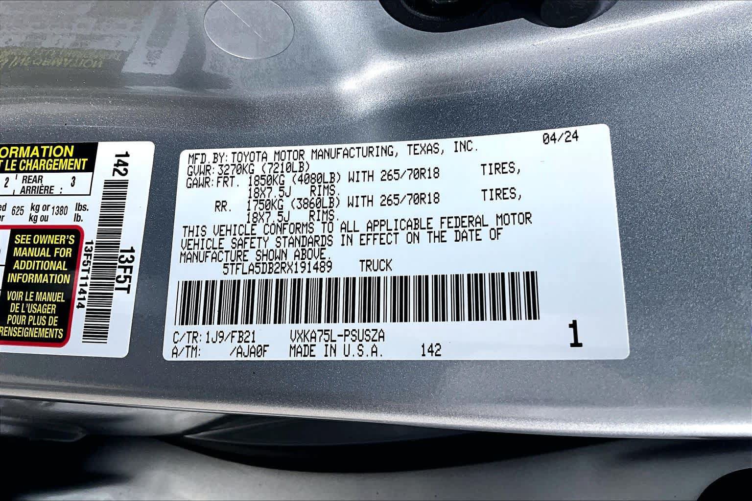 Used 2024 Toyota Tundra SR5 w/ TRD Off-Road Package AWD/4WD image 33