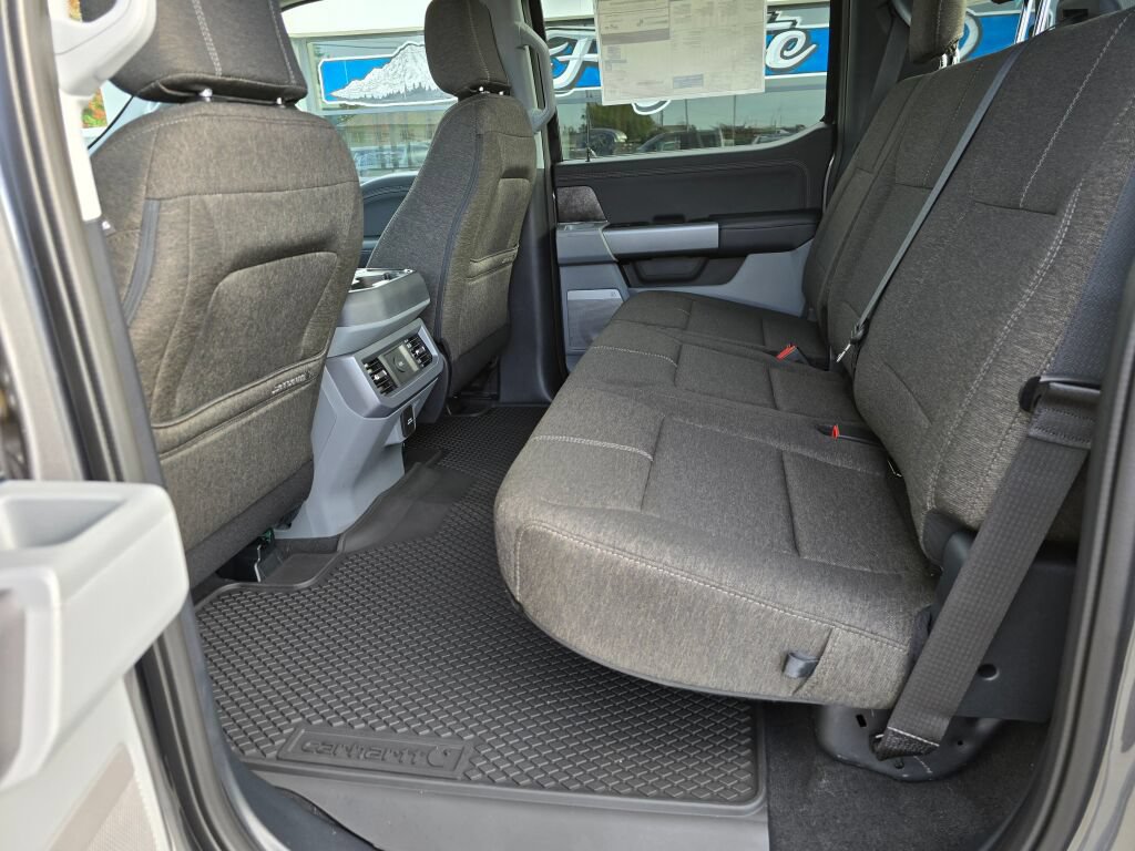 New 2027 Ford F250 XLT w/ XLT Premium Package AWD/4WD image 9