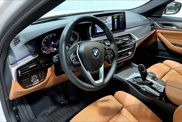 Used 2023 BMW 530i xDrive w/ Premium Package image 12