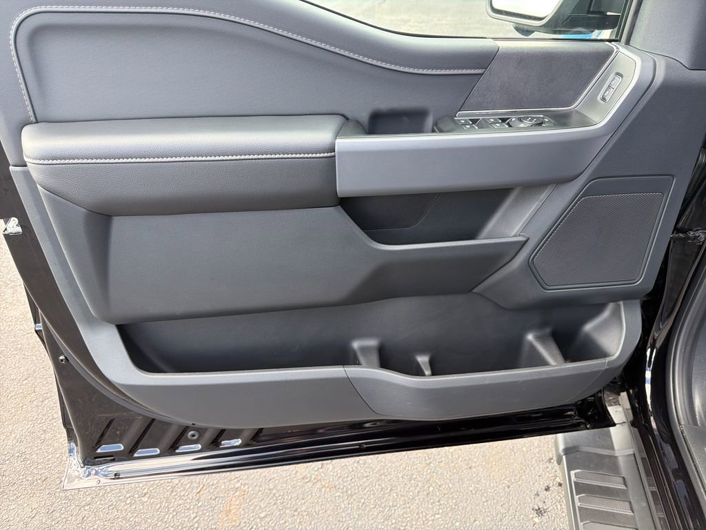 New 2026 Ford F150 XLT w/ Equipment Group 302A MID AWD/4WD image 10