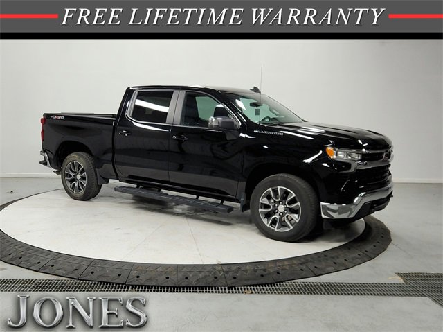 Used 2024 Chevrolet Silverado 1500 LT