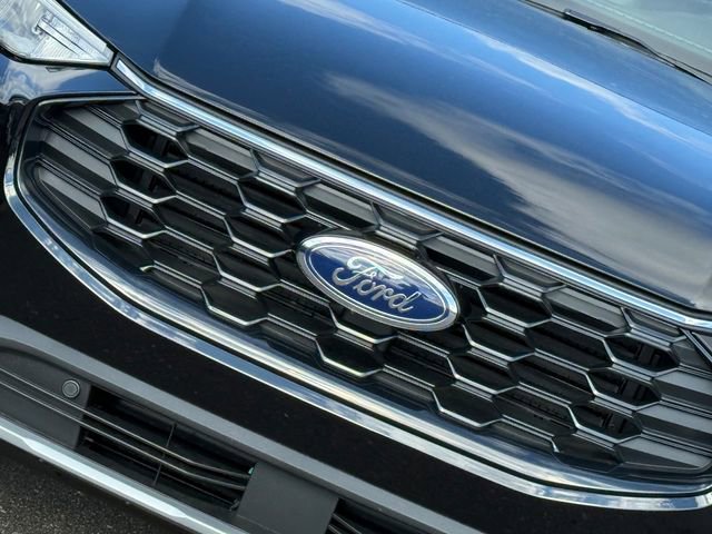 New 2026 Ford Escape ST-Line w/ Tech Pack #1 image 4