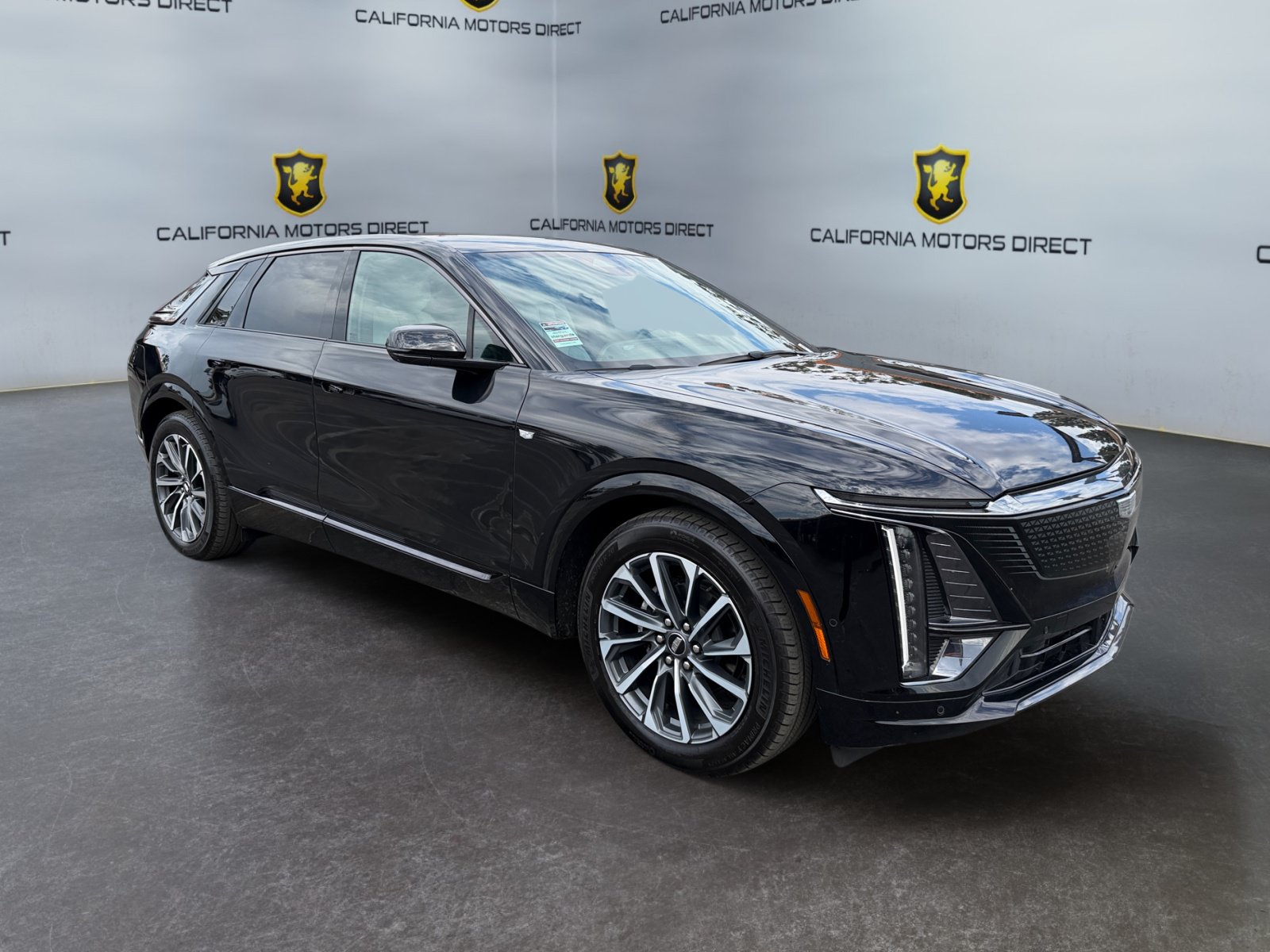 Used 2024 Cadillac Lyriq Sport RWD image 7