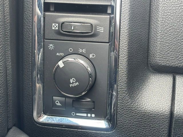 Used 2016 RAM 1500 Laramie image 23