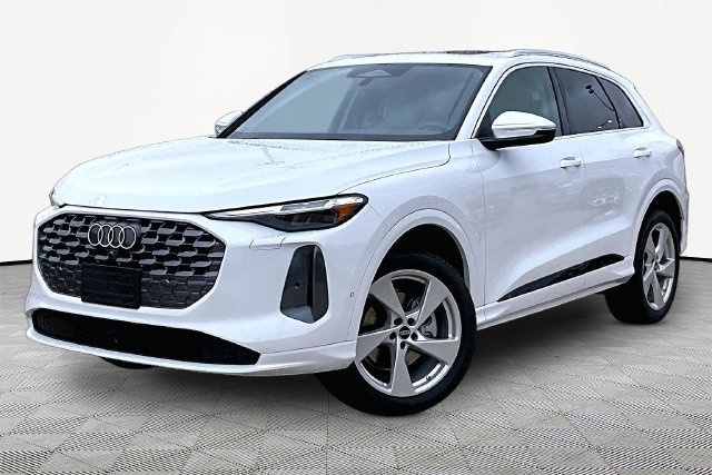 New 2026 Audi Q5 Premium Plus