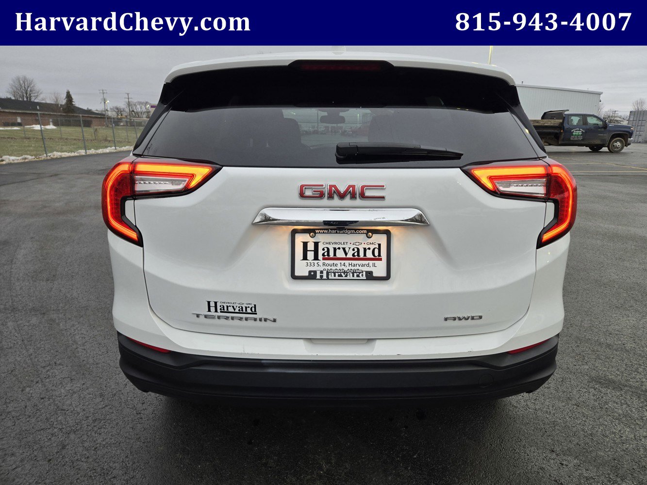 Used 2024 GMC Terrain SLE image 5