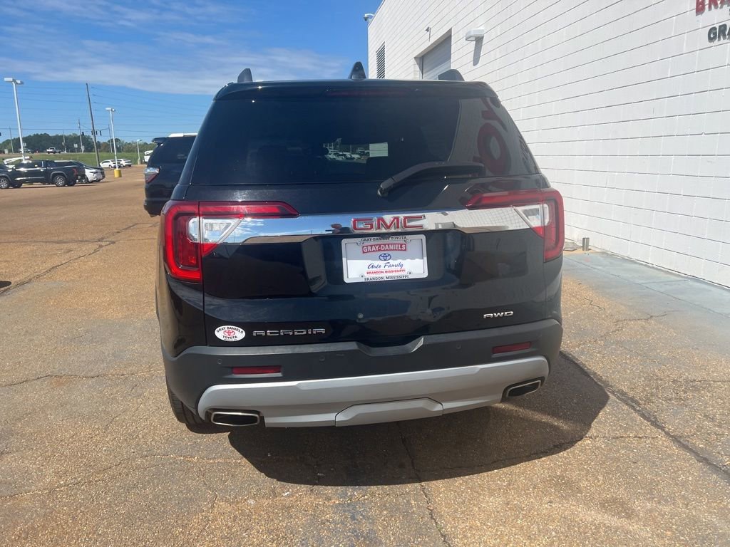 Used 2023 GMC Acadia SLT image 9