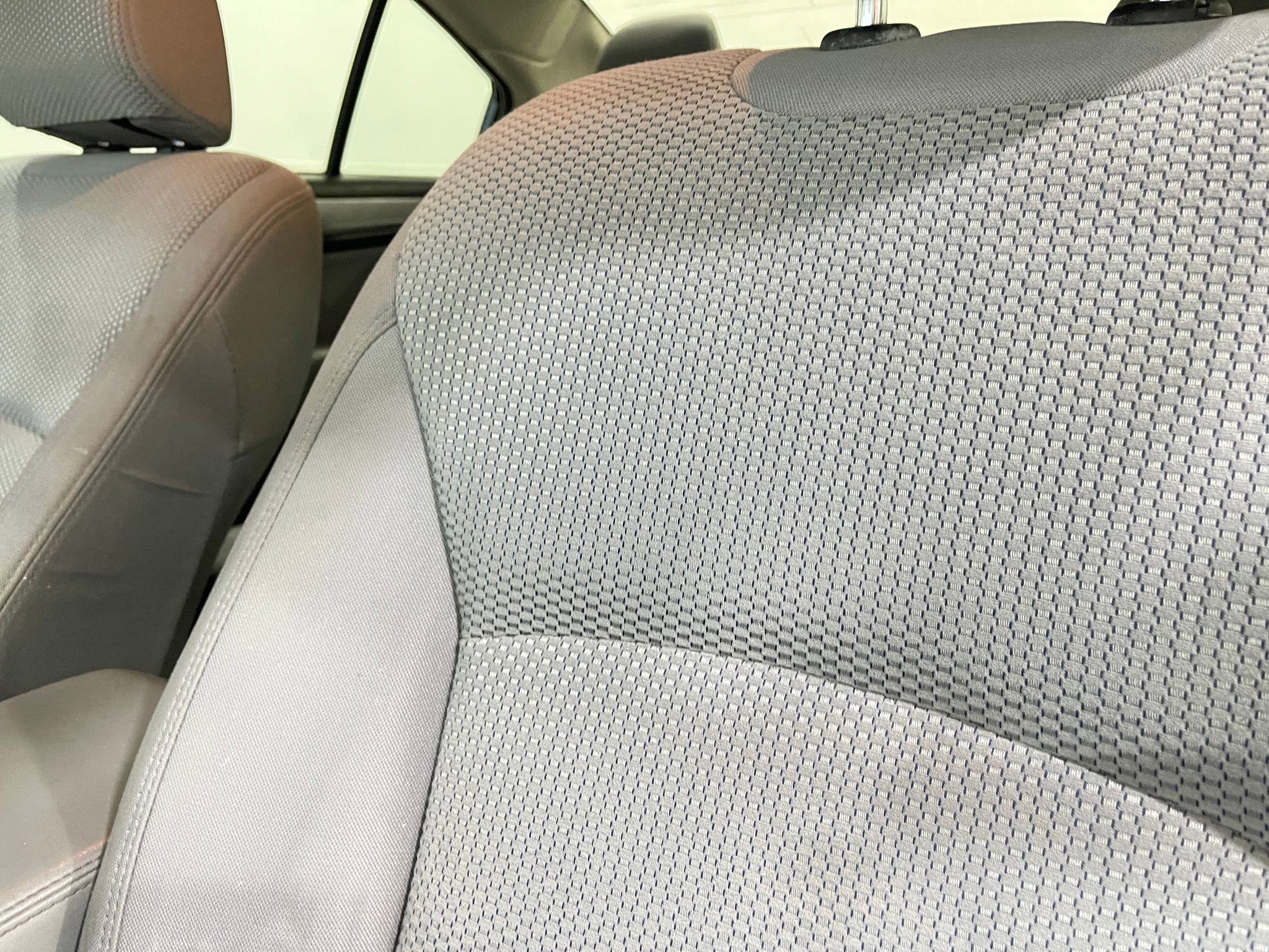 Used 2018 Subaru Legacy 2.5i AWD/4WD image 15