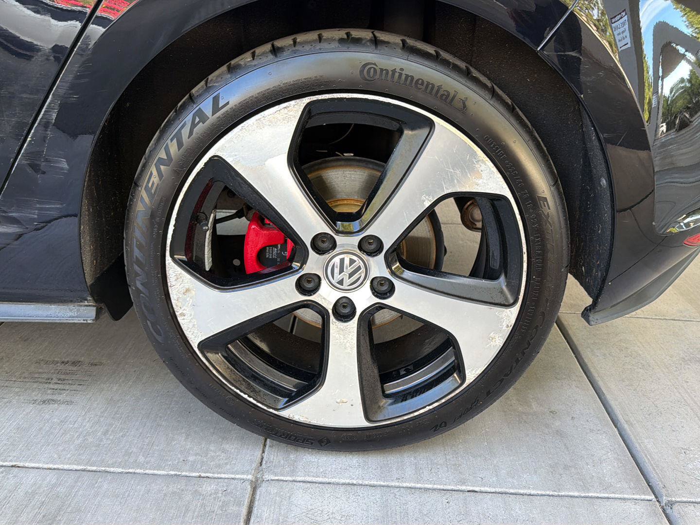 Used 2016 Volkswagen GTI SE FWD image 11