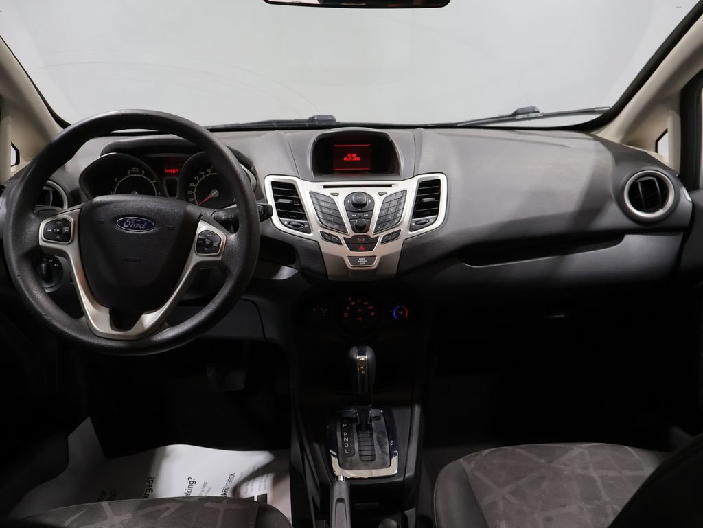 Used 2012 Ford Fiesta SE FWD image 16