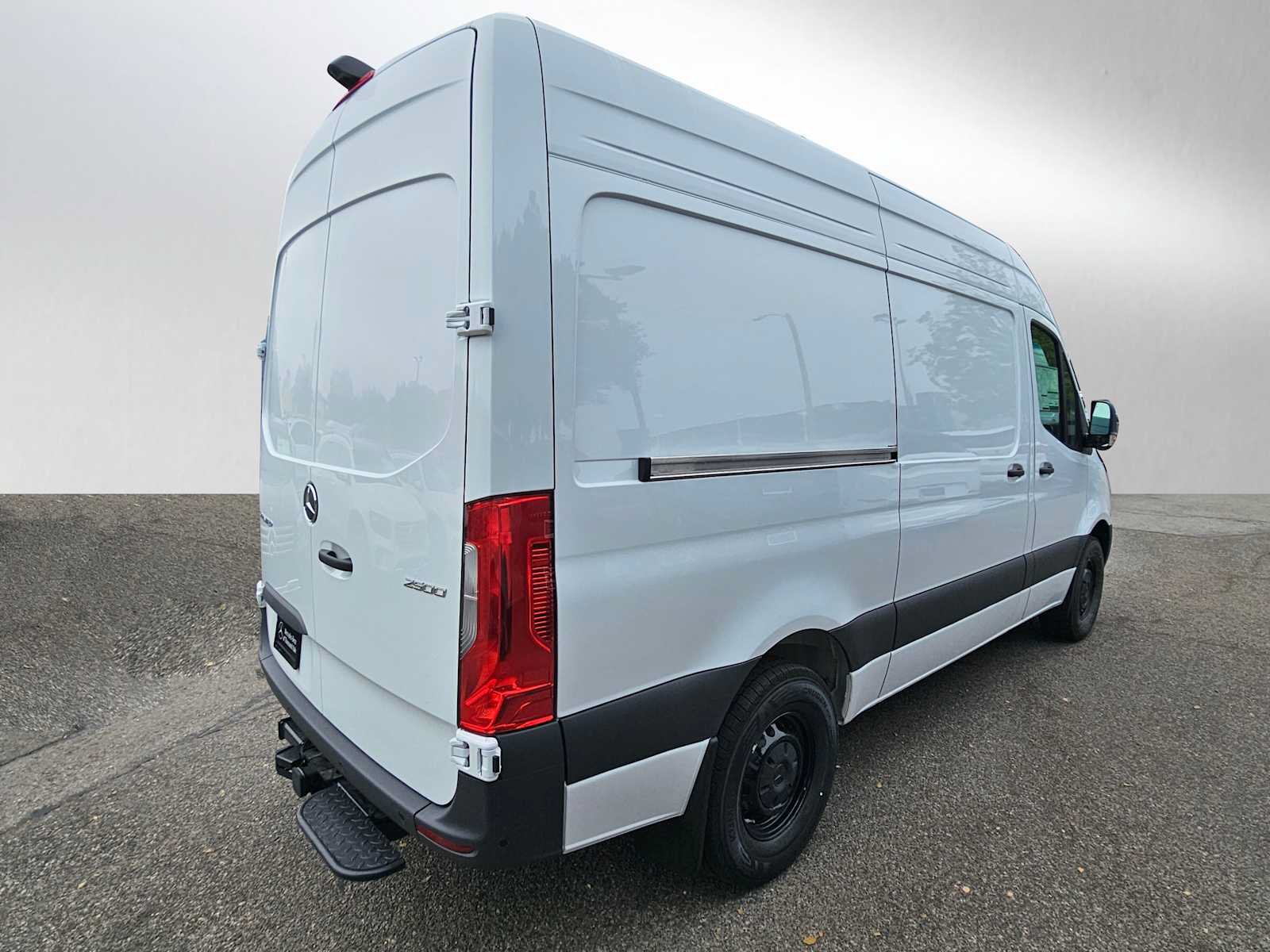 New 2026 Mercedes-Benz Sprinter 2500 image 3