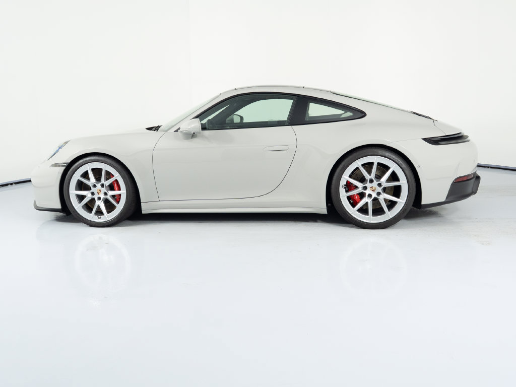 Certified 2026 Porsche 911 Carrera GTS RWD image 2