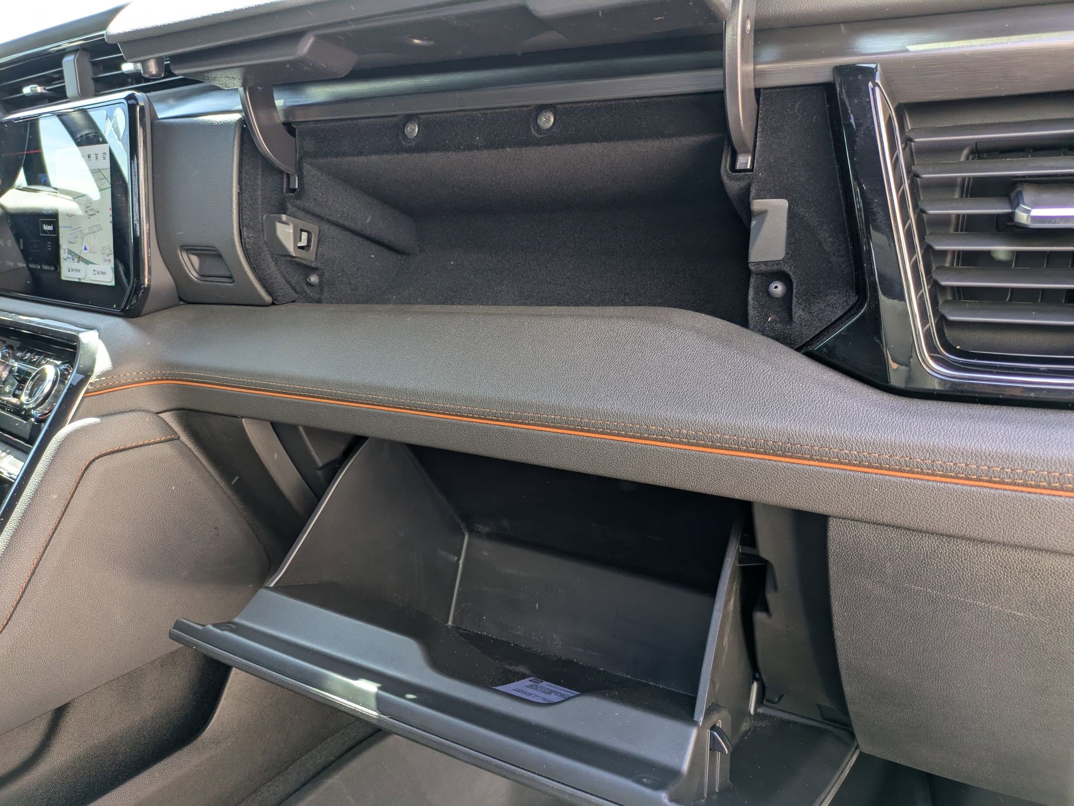 Certified 2024 GMC Sierra 2500 AT4 w/ Max Trailering Package AWD/4WD image 33