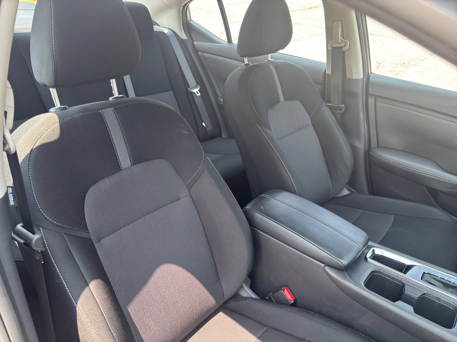 Used 2025 Nissan Sentra SV FWD image 31