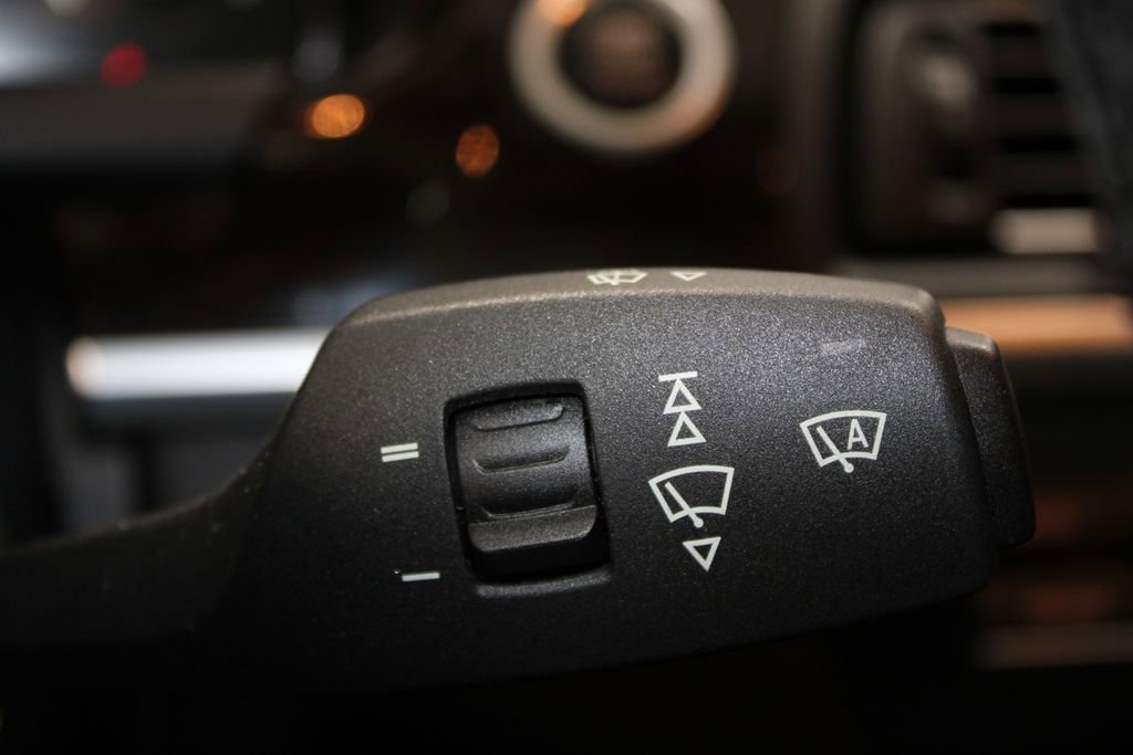 Used 2012 BMW 650i xDrive Coupe image 40