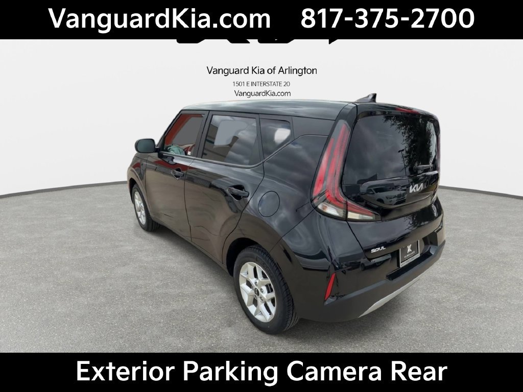 Certified 2025 Kia Soul LX w/ LX Technology Package FWD image 7