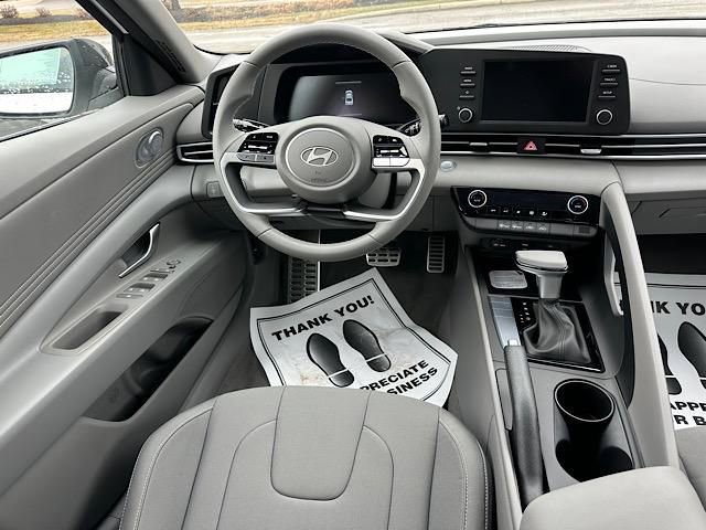 New 2026 Hyundai Elantra Sport image 11