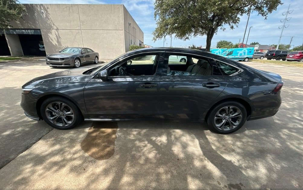 Certified 2023 Honda Accord EX image 11