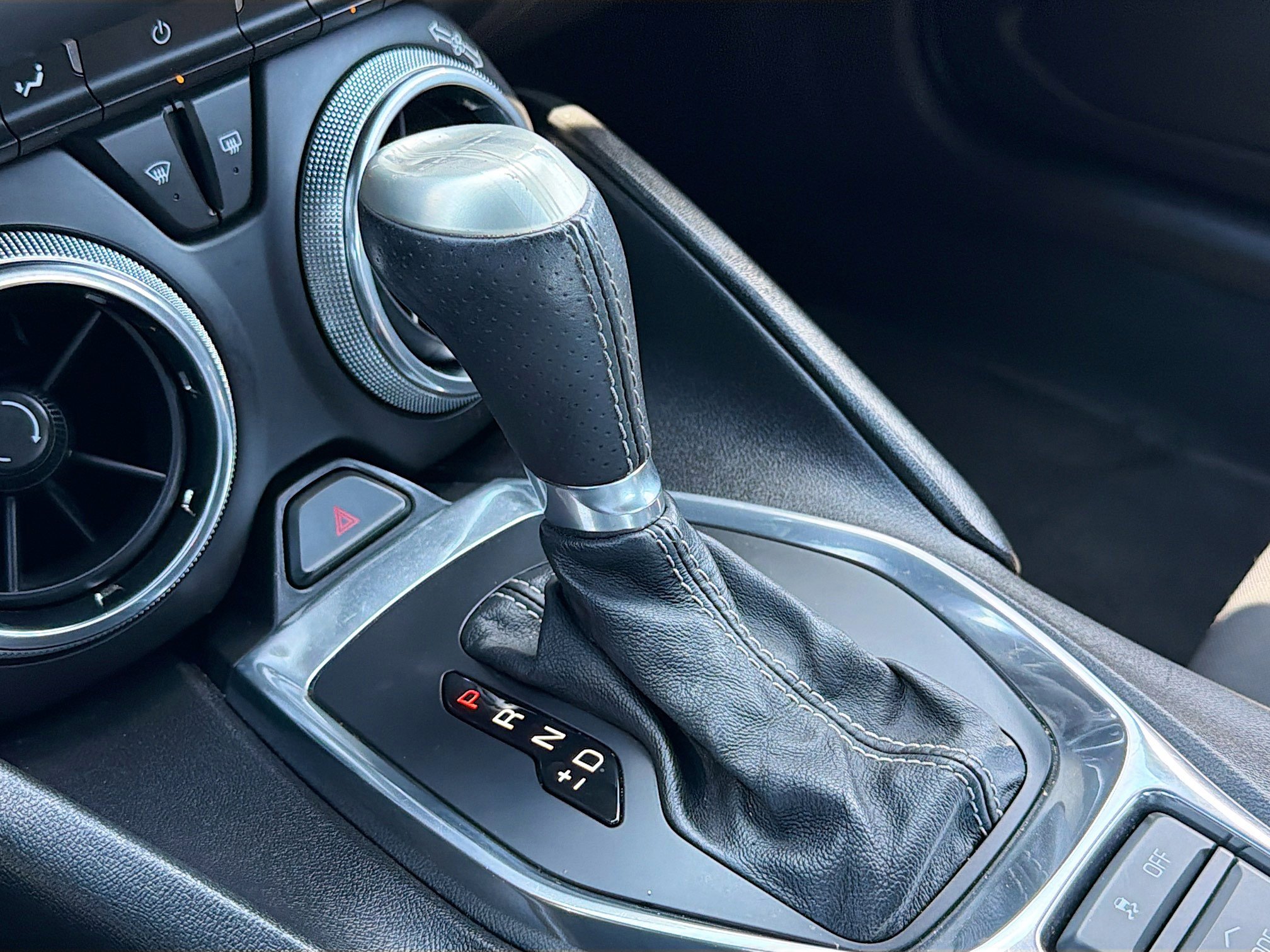 Used 2017 Chevrolet Camaro SS image 27