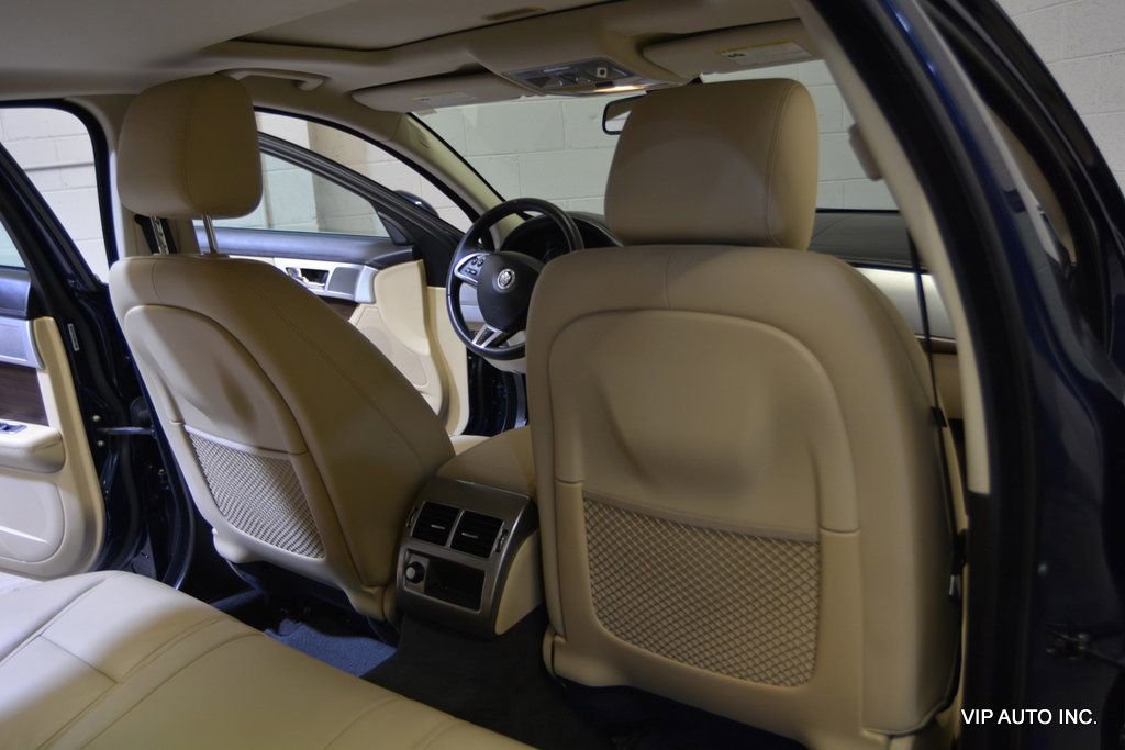 Used 2012 Jaguar XF image 13