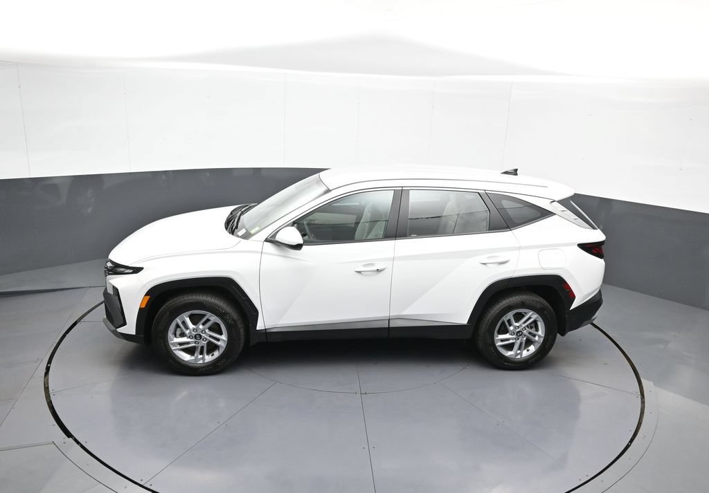 Certified 2025 Hyundai Tucson SE AWD/4WD image 40