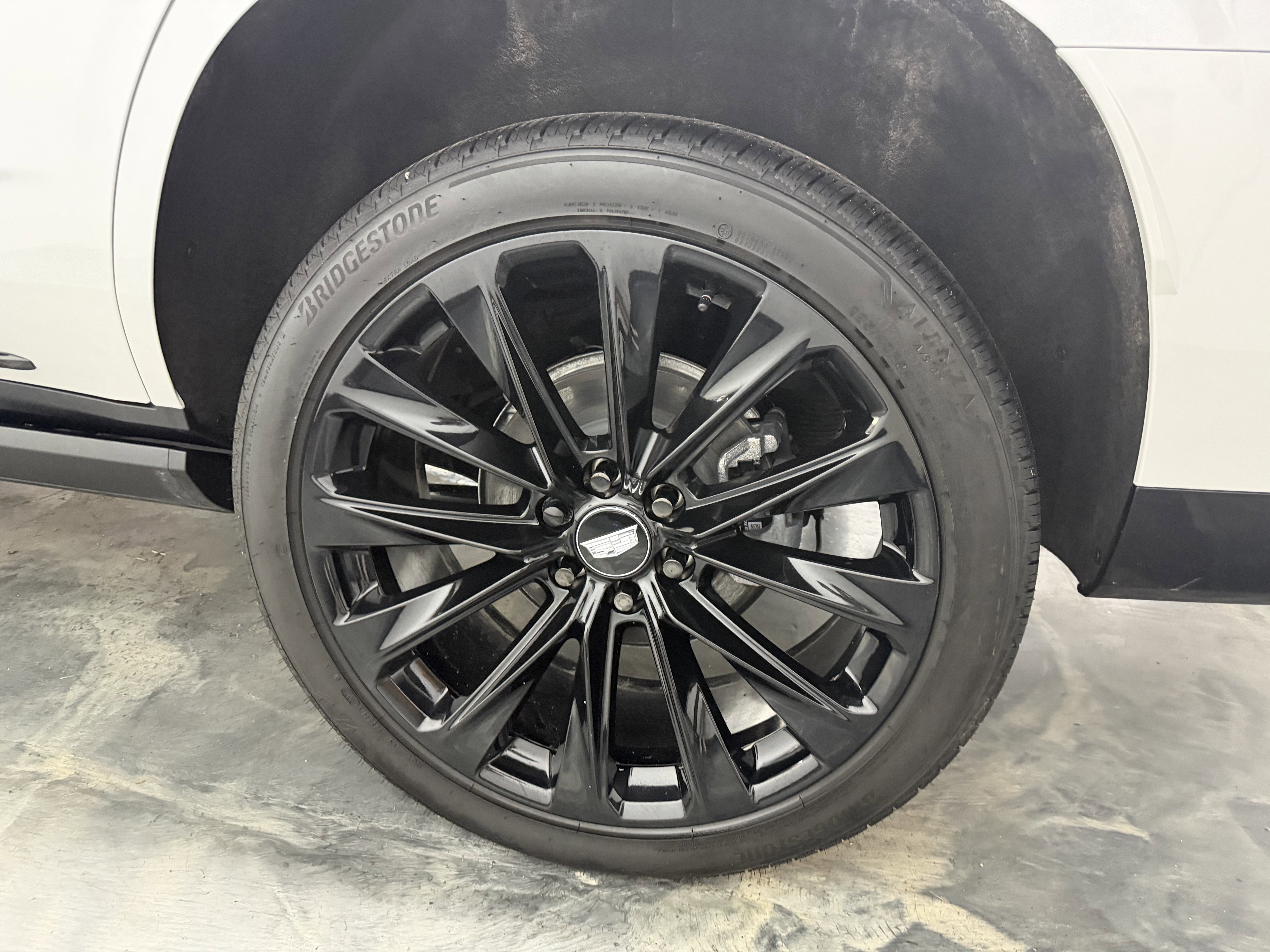 Used 2025 Cadillac Escalade Sport Platinum w/ LPO, ONYX Package image 31