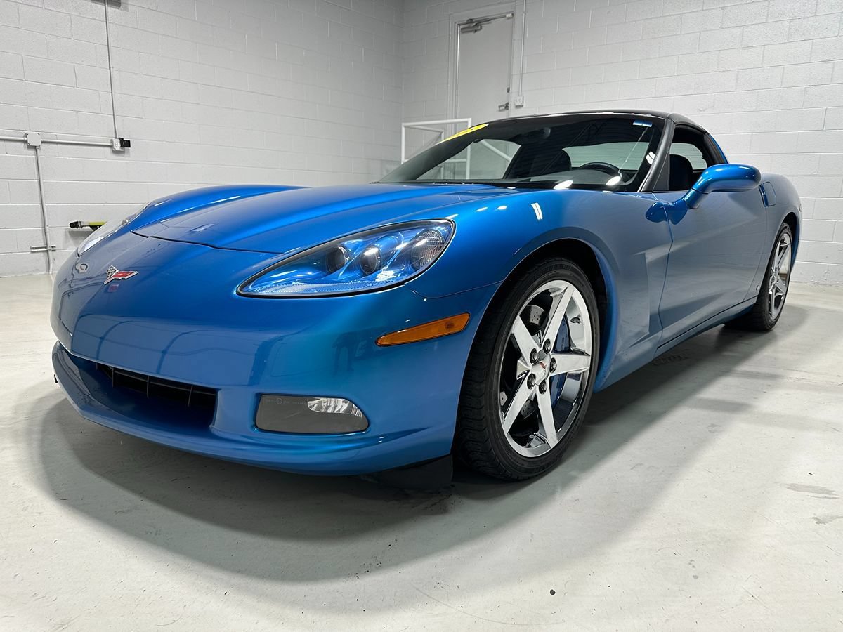 Used 2008 Chevrolet Corvette Coupe w/ Preferred Equipment Group RWD image 17