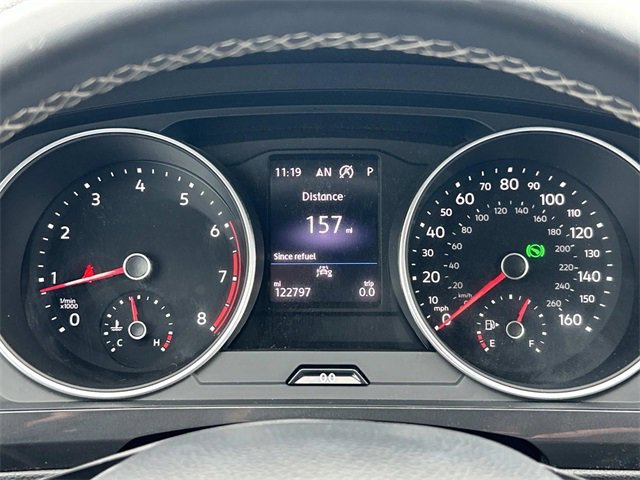 Used 2021 Volkswagen Tiguan SE image 29