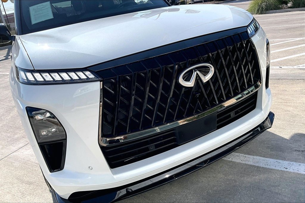 Used 2026 INFINITI QX80 4WD w/ Sport Exterior Package image 38