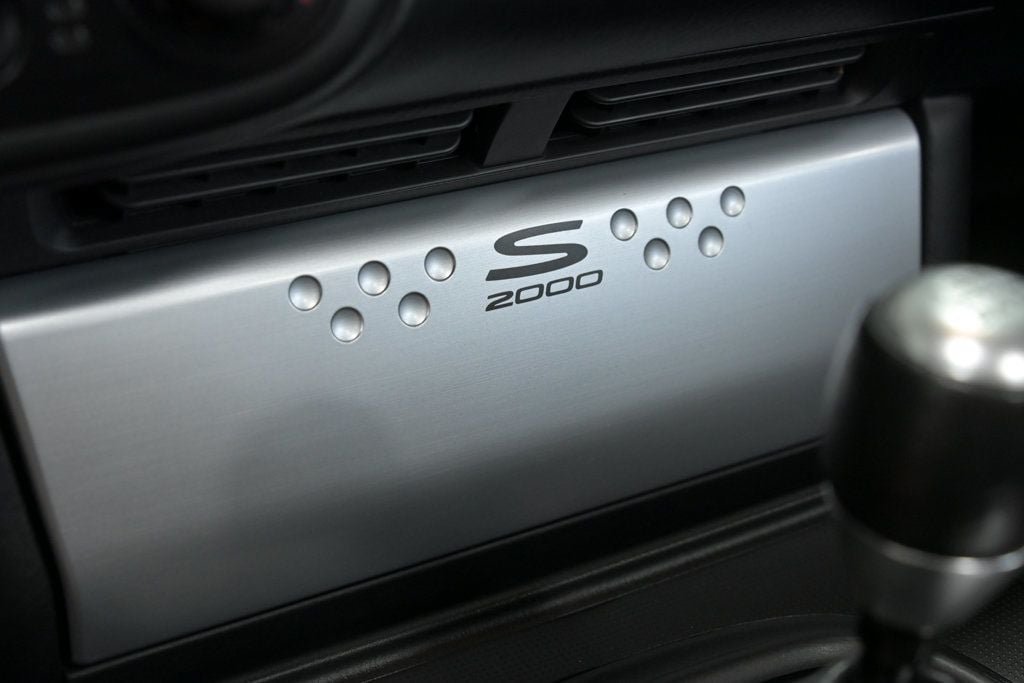 Used 2005 Honda S2000 image 47