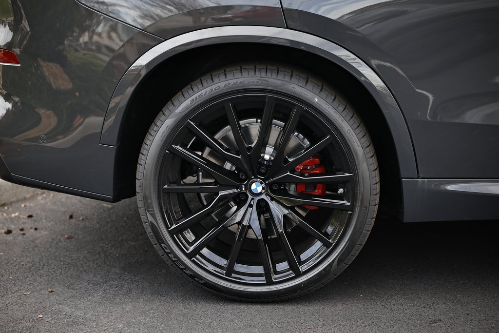 New 2026 BMW X5 M60i w/ Climate Comfort Package image 6