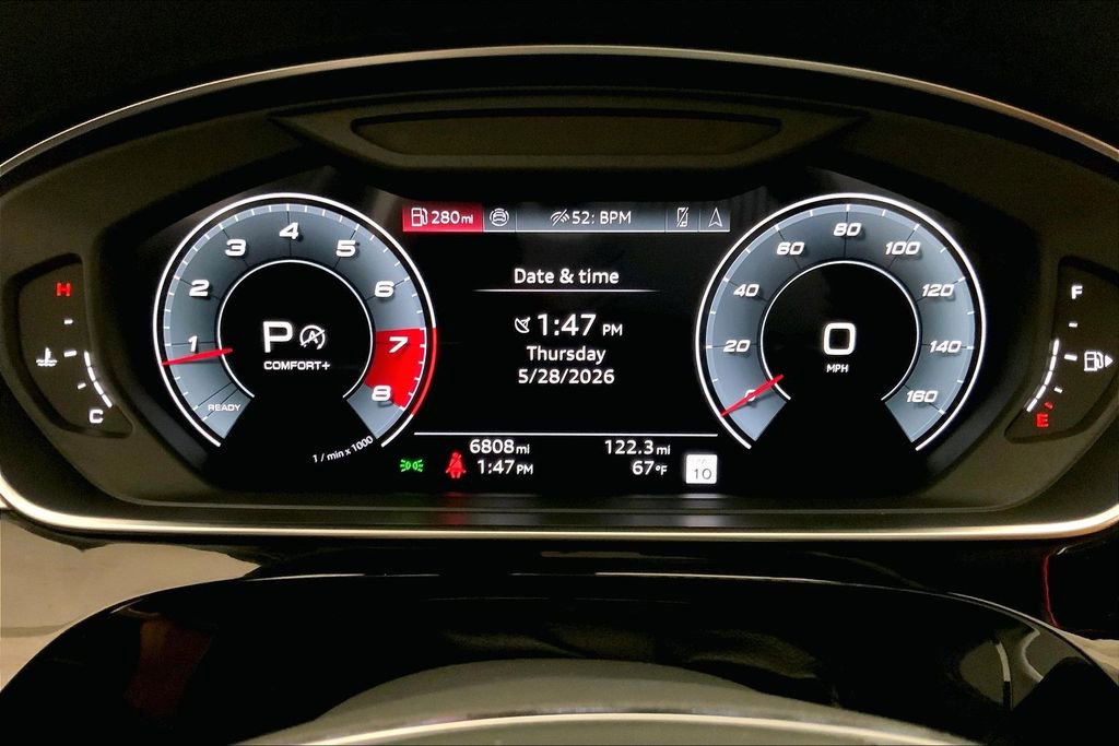 Used 2024 Audi S8 AWD/4WD image 20