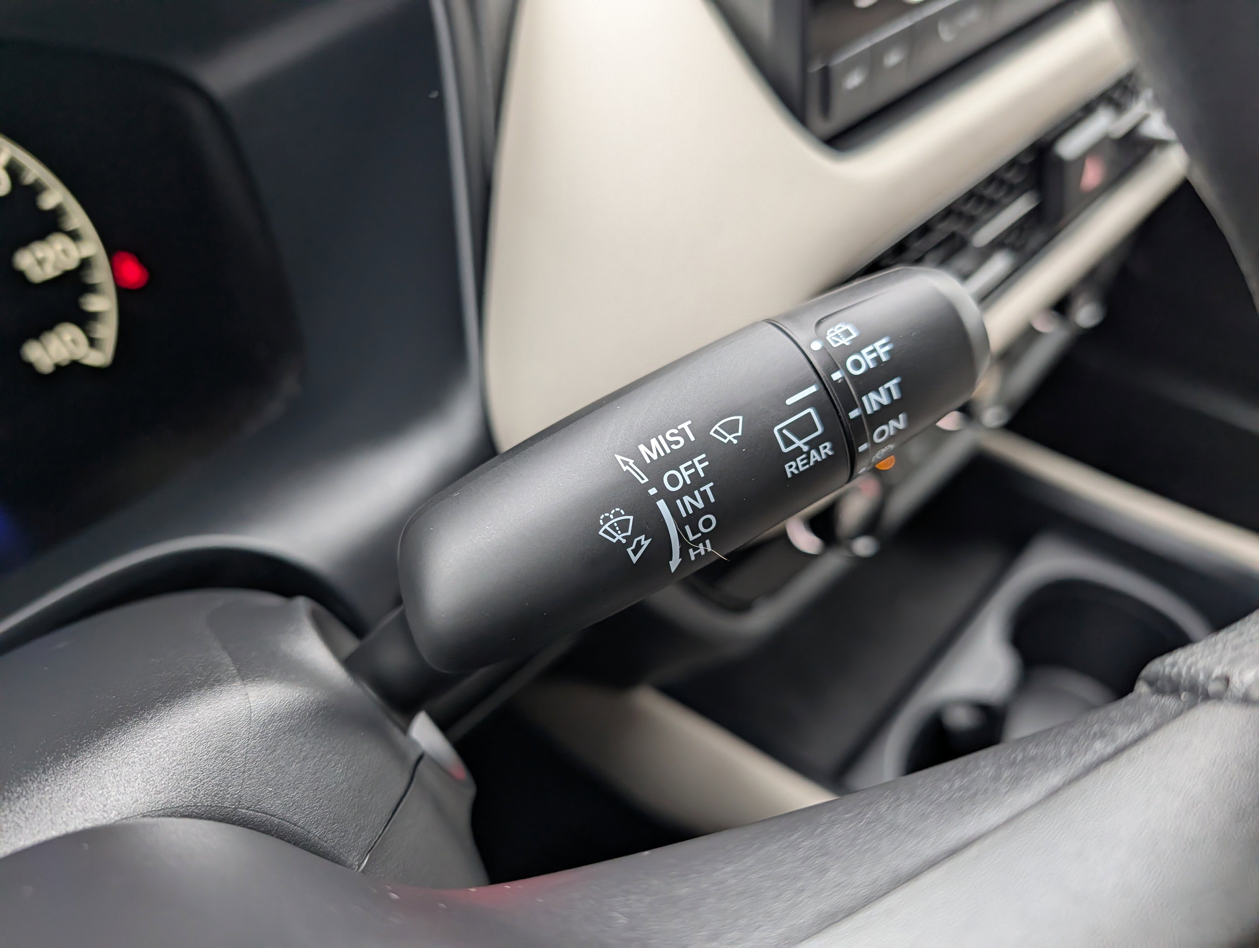 Used 2024 Honda HR-V LX image 27