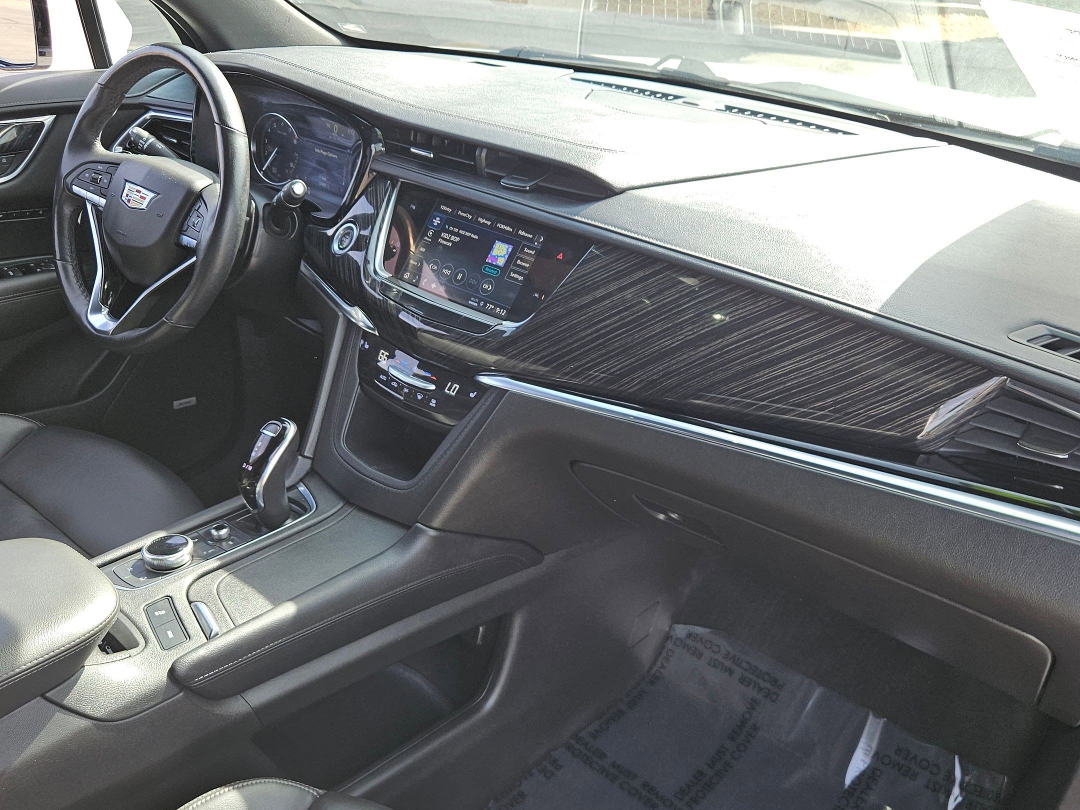 Used 2022 Cadillac XT6 Premium Luxury FWD image 26