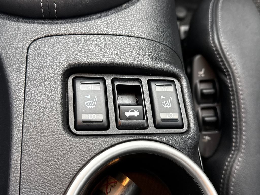 Used 2020 Nissan 370Z Touring Sport image 28