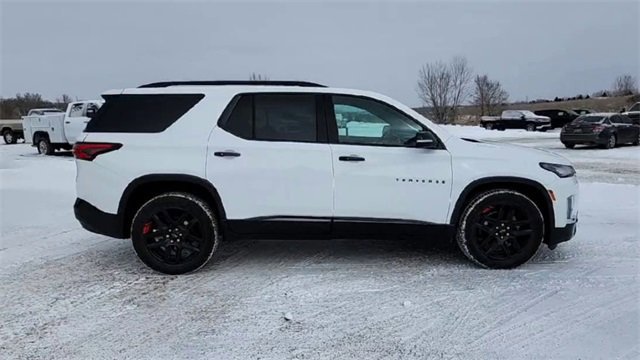 Certified 2023 Chevrolet Traverse Premier w/ Redline Edition image 9