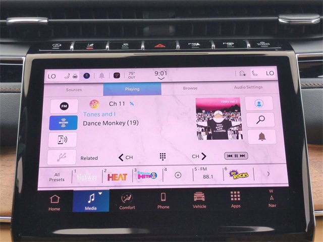 New 2025 Jeep Grand Cherokee Summit image 18