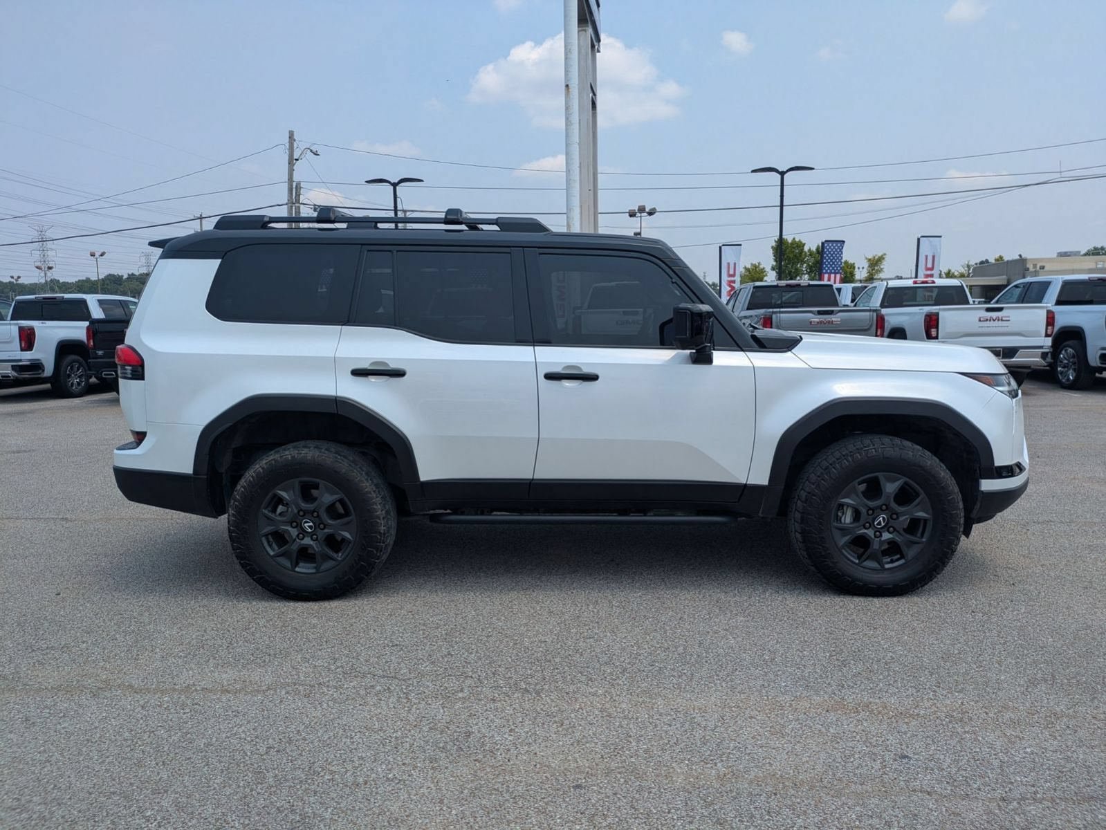 Used 2025 Lexus GX 550 AWD/4WD image 7
